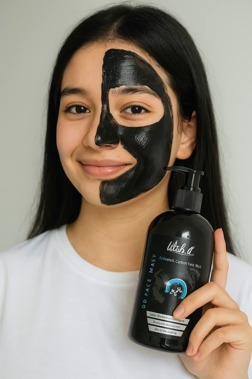ماسک صورت کربن فعال 300 میل ویتابلا vitabella مناسب پوست چرب و اکنه و جوش | خداحافظی با چربی و منافذ باز؛ پاکسازی عمیق با کربن فعال و کاهش ظاهر جوش – بیوممتیک چندکاره – ۳۰۰میل